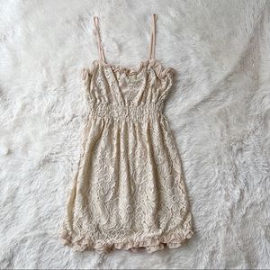 Vintage y2k cream nude lace mini slip dress ruffle trim hem and bodice Sz S